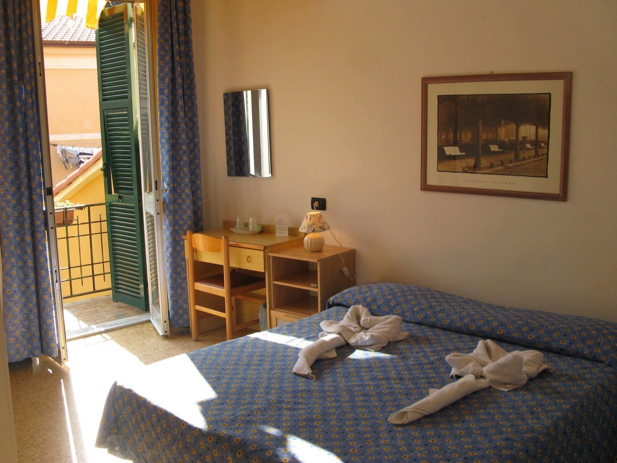 Pino Hotel 2*